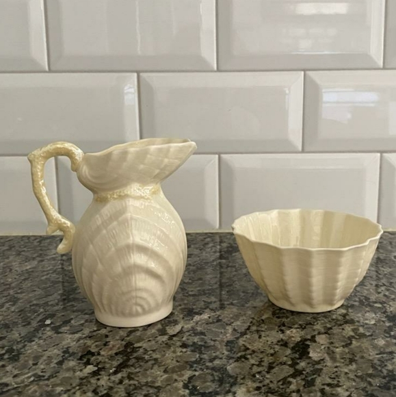 Belleek Shell Cream Sugar Set - Picture 1 of 5